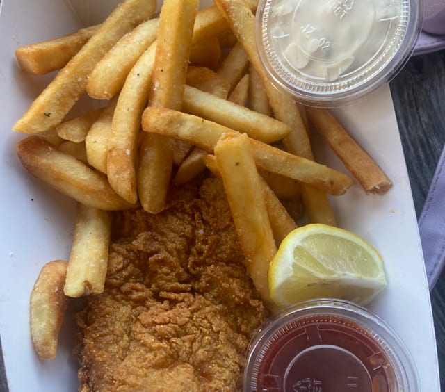 Kids Fish & Fries.